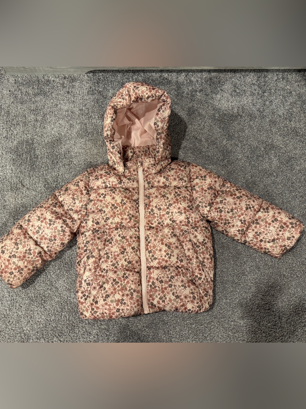 H&M Toddler Girls Dusty Pink Floral Quilted Puffer Jacket with Hood Size 3/4T